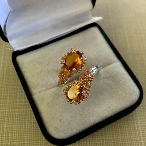Beautiful whiskey quartz SS925 interlocking Ring